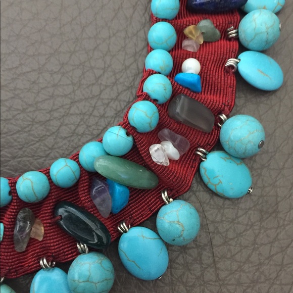 Make an Outfit! Arty and Unique Necklace - Picture 3 of 4